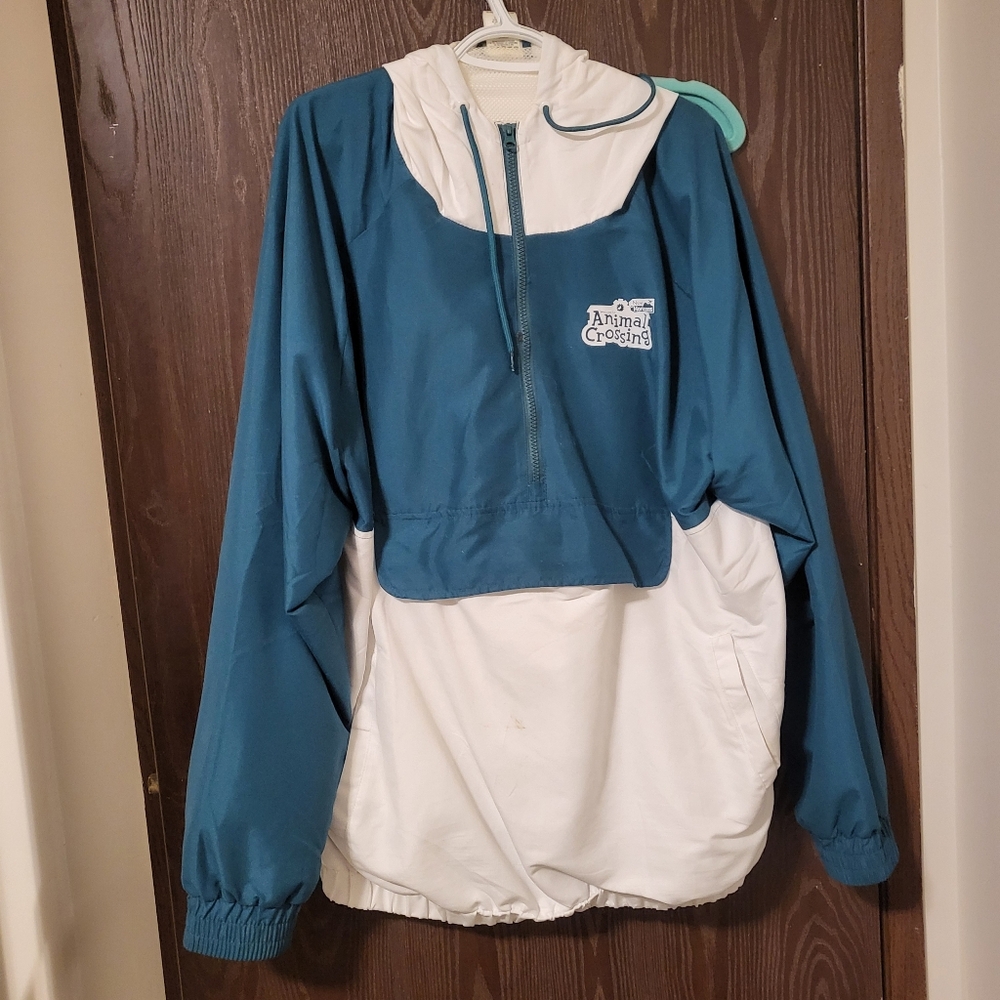 Animal crossing windbreaker (green)
